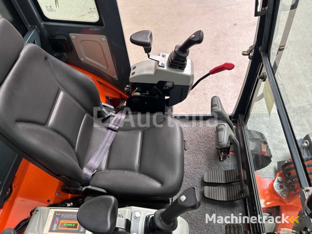 RTE - 2025 - CR213 - Minigraafmachine Kubota Euro 5 met cabine