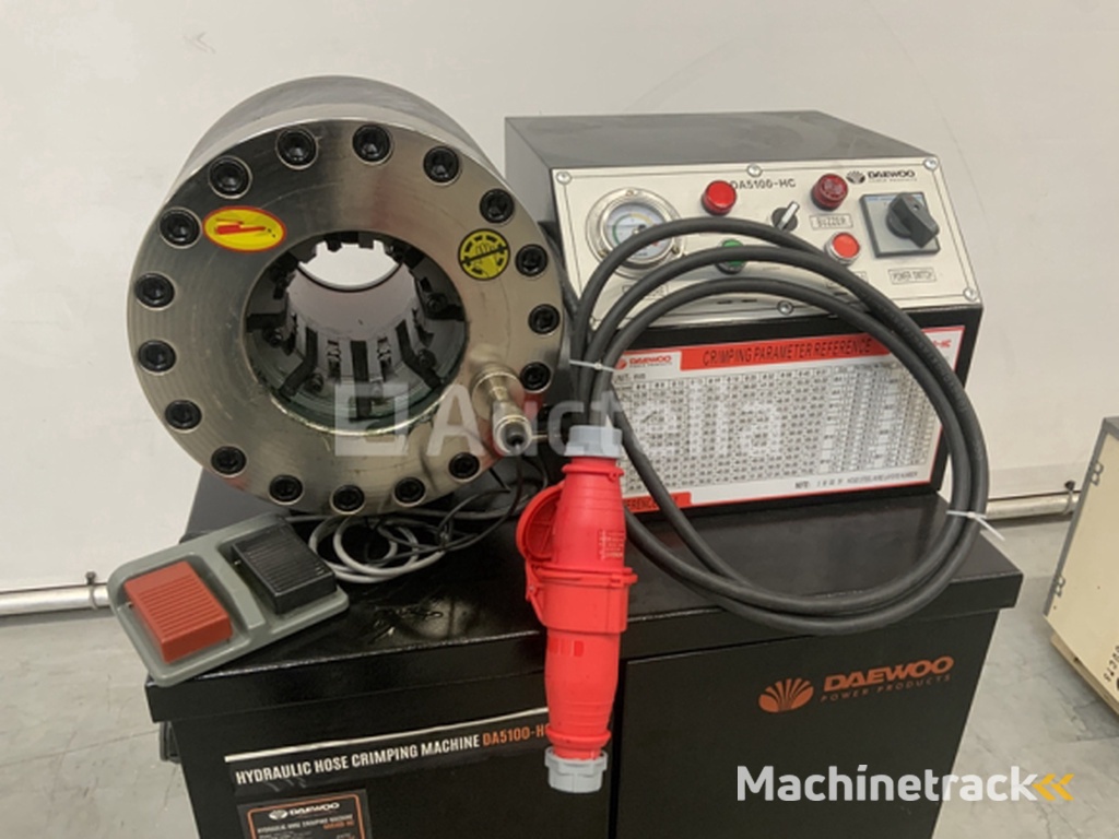Daewoo DA5100-HC hydraulische slangenpers