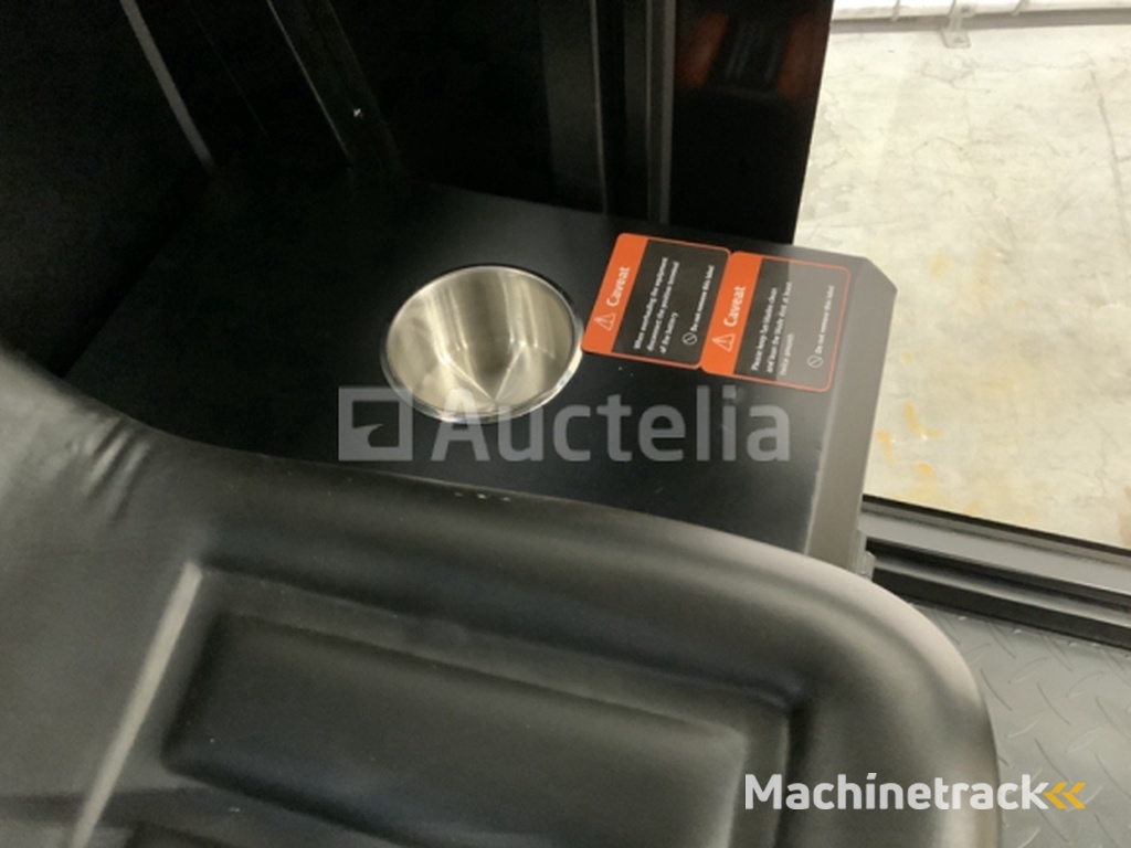 Daewoo DAS100 veegmachine