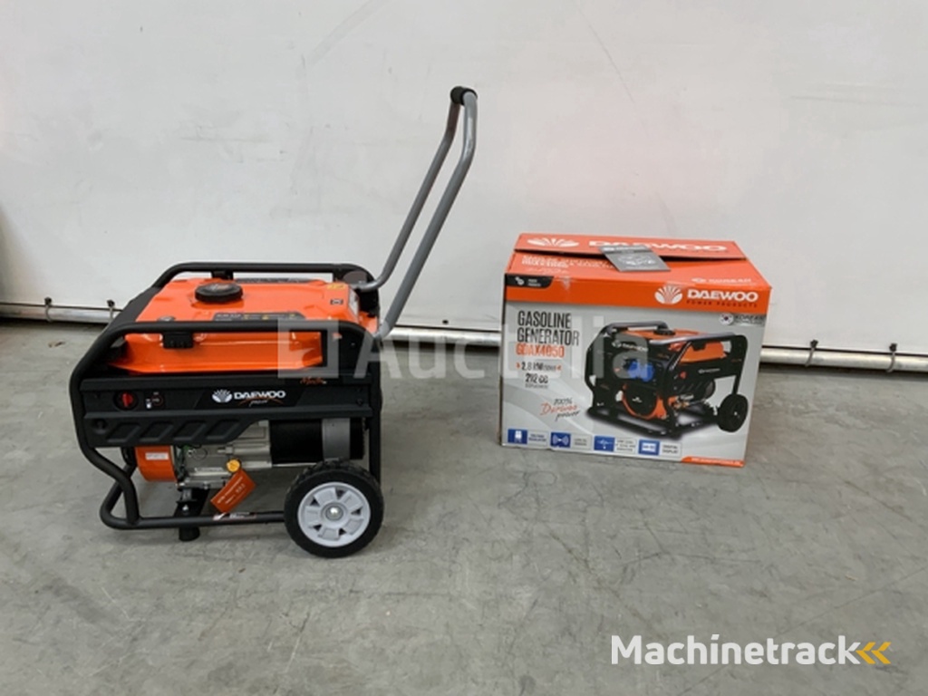 Daewoo GDAX4050 Gasoline Generator