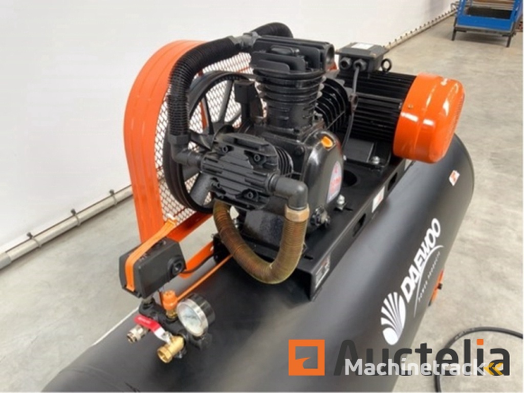 Daewoo DAAX500L Air Compressor
