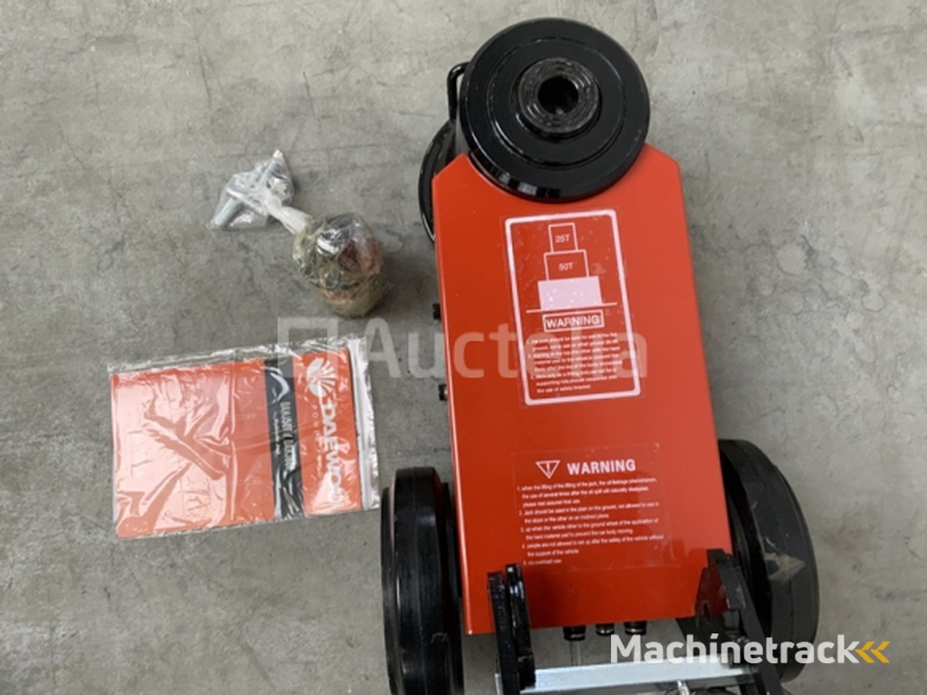 Daewoo 50T. DAHJ Garage jack