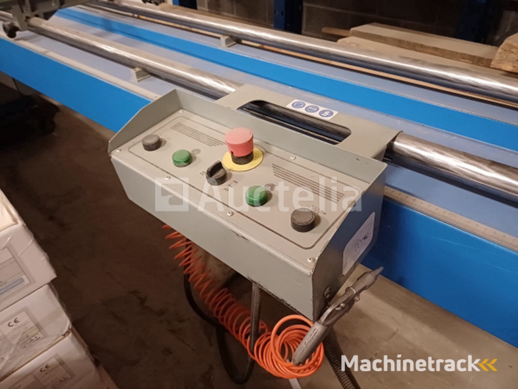 Double-head mitre saw for Pertici Univer 332 IP chassis