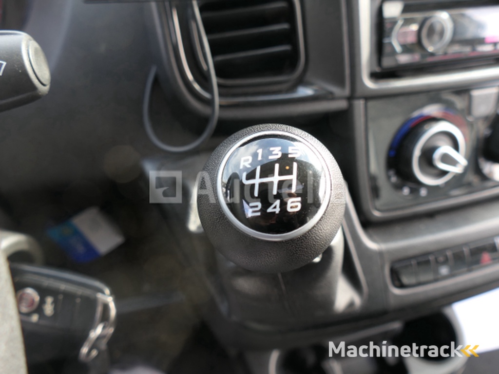 Stacaravan Fiat Dethleffs Just T7052, 90th Anniversary Series (2022-74.872 km) (VIN:ZFA25000002T77959)