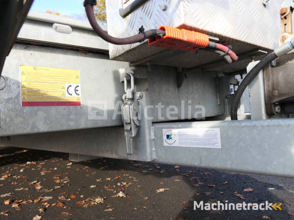 Hapert Indigo dubbelassige vaste dieplader zonder zijwanden (VIN:XLH0000000854737)