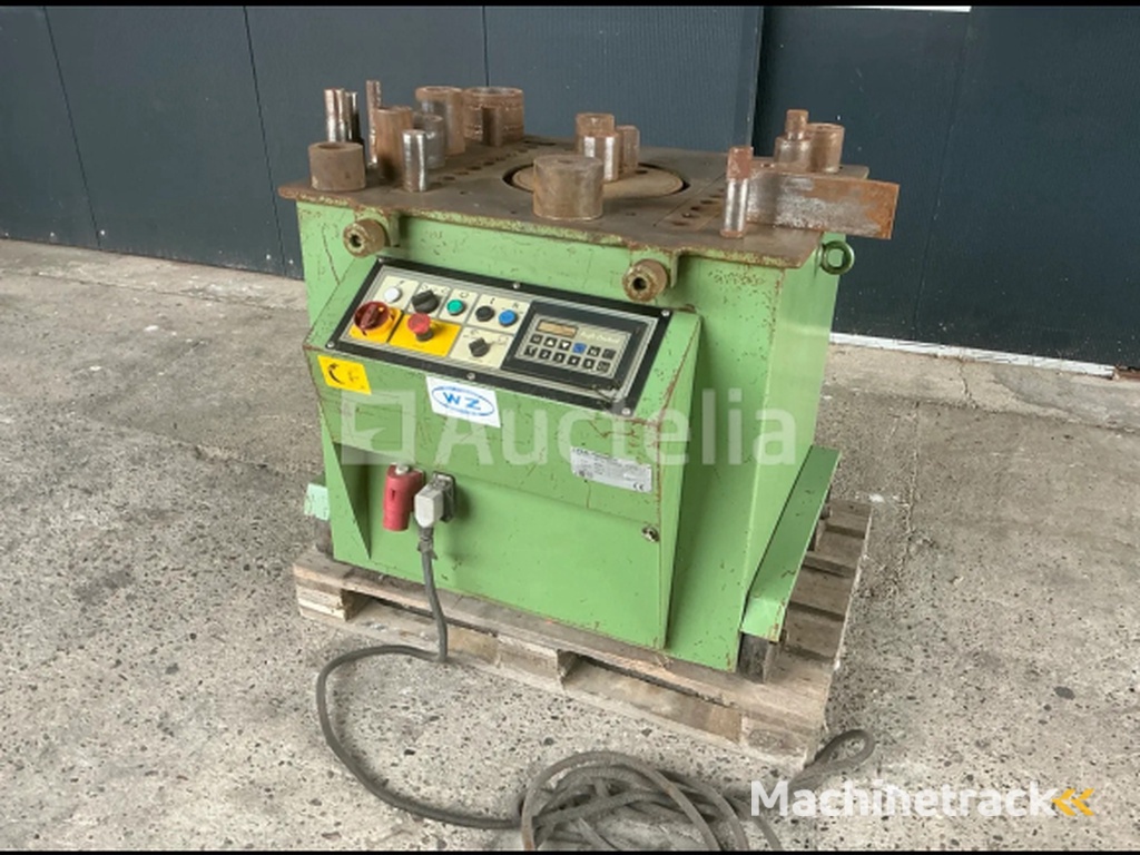 Feal Progetti 1784 Buigmachine