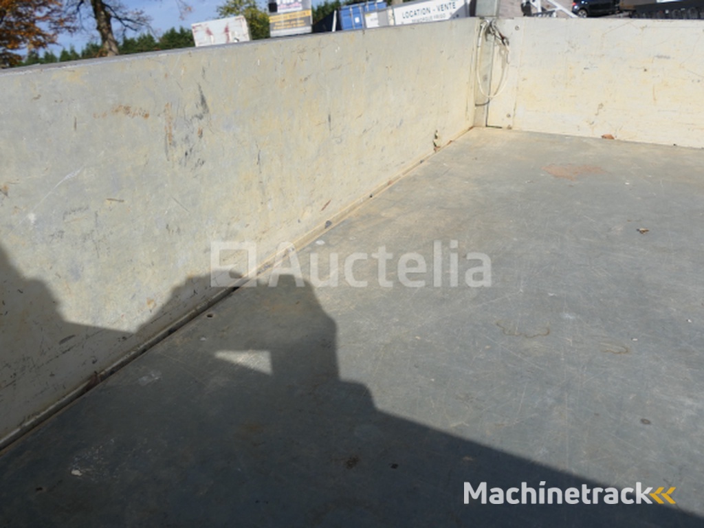 Saris C2700 dubbelassige buigende aanhangwagen (VIN:XLGC2CACKA0594877)