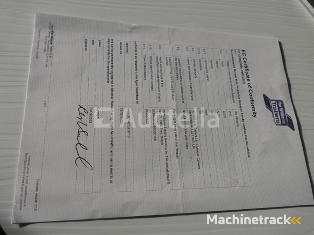 Dubbelassige aanhangwagen dragende machine met laadklep Ifor Williams 2Hb (VIN:SCKD00000N0805155)