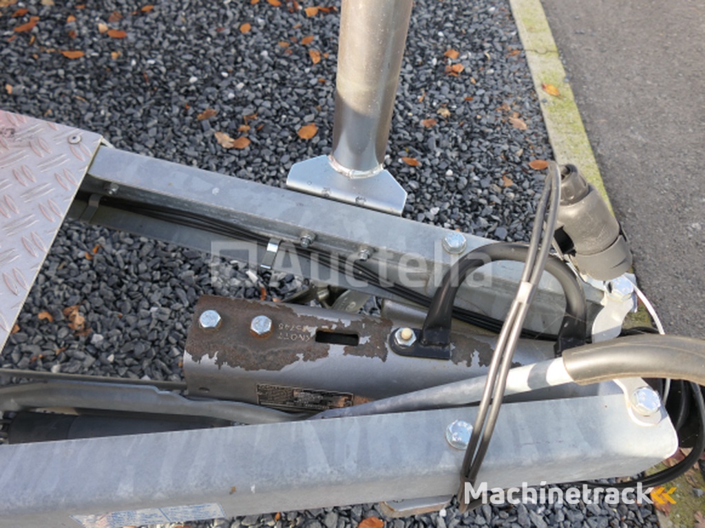 Meyer dubbelassige aanhangwagen WM EG-MB (VIN: WWC2MB5Y3MW300013)