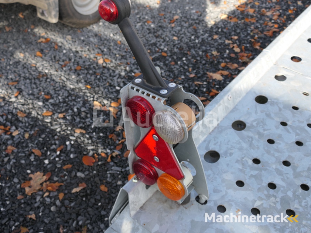 Ifor Williams 2HB CT35 dubbelassige aanhangwagen drager (VIN:SCKD00000N0792395)