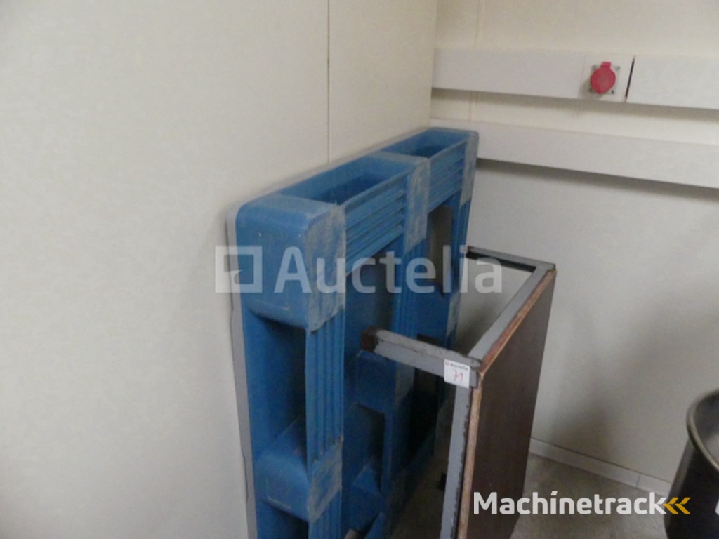 Opbergplanken en sokkels