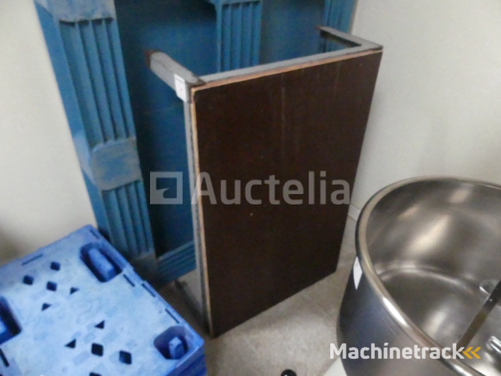 Opbergplanken en sokkels