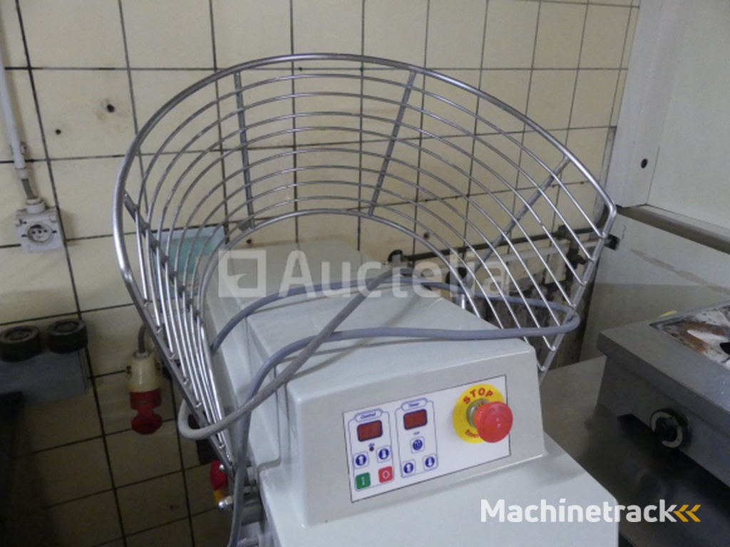 Kaplain BT40F Mengkraan