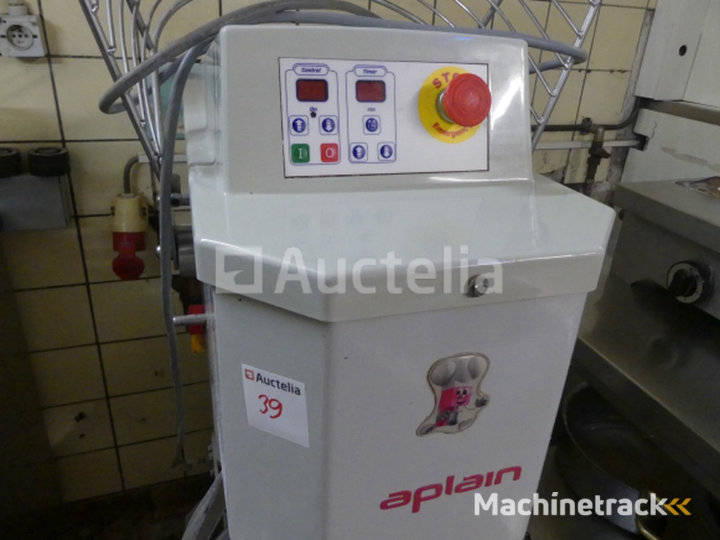 Kaplain BT40F Mengkraan