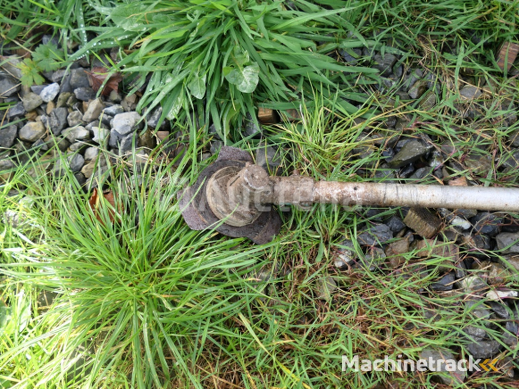 Bosmaaier op benzine + elektrische kantensnijder