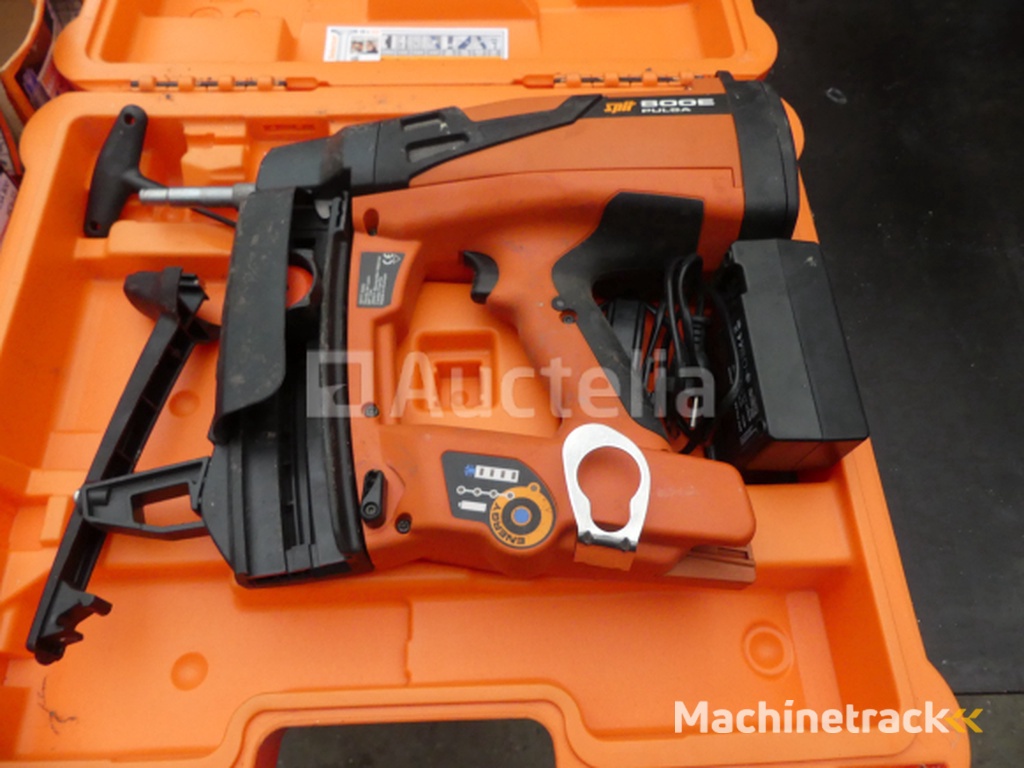 Spit 800E PULSA gasspijkermachine