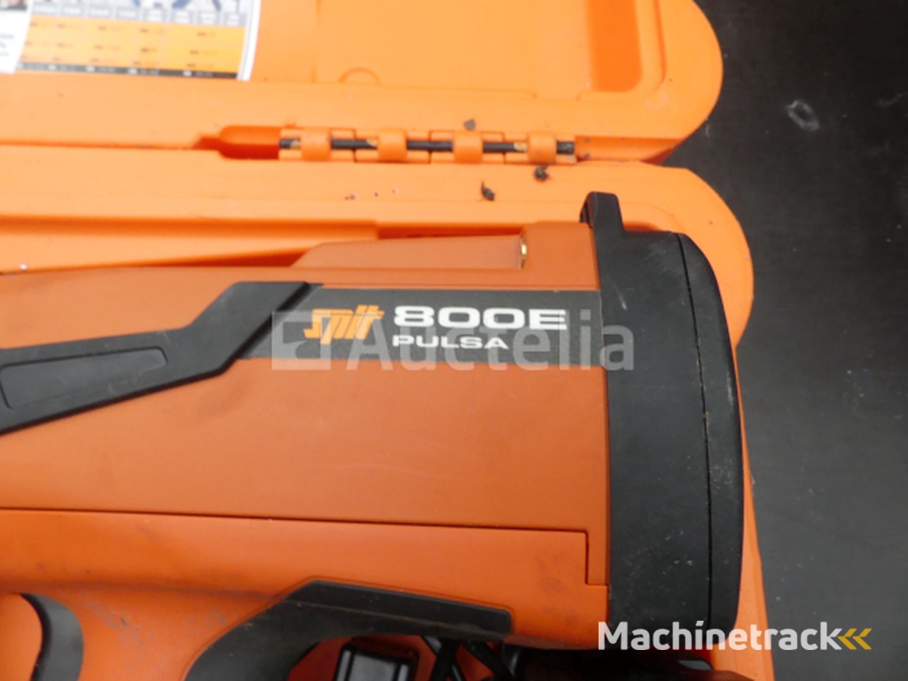 Spit 800E PULSA gasspijkermachine