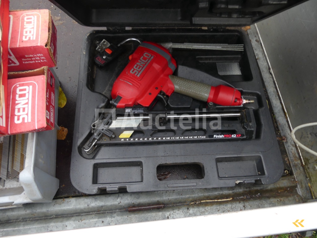 Senco FinishPro 42XP pneumatische spijkermachine