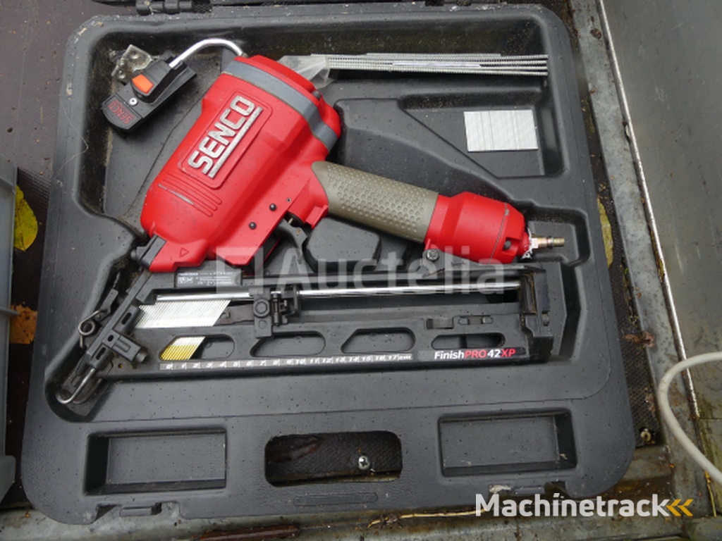 Senco FinishPro 42XP pneumatische spijkermachine