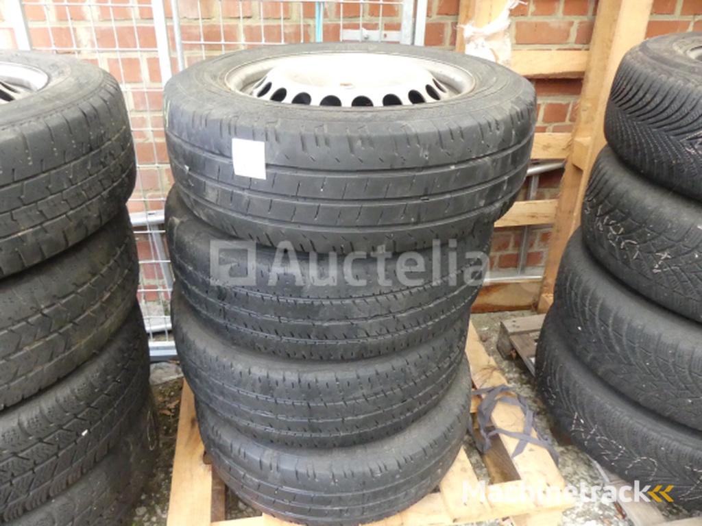 4 Tyres for VW Combi Continental 205/65R16C 107/105T (summer)