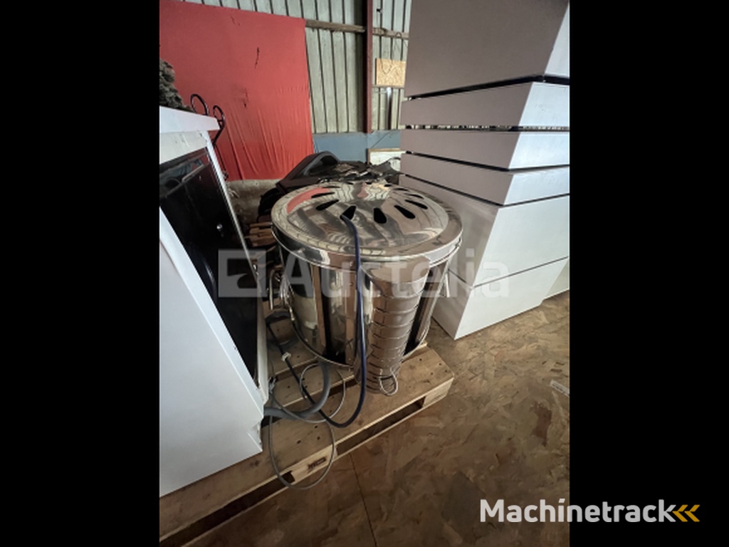 Stainless steel tank