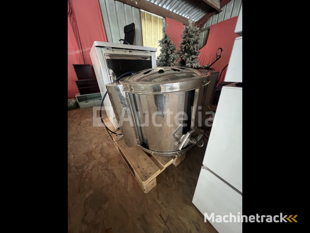 Stainless steel tank