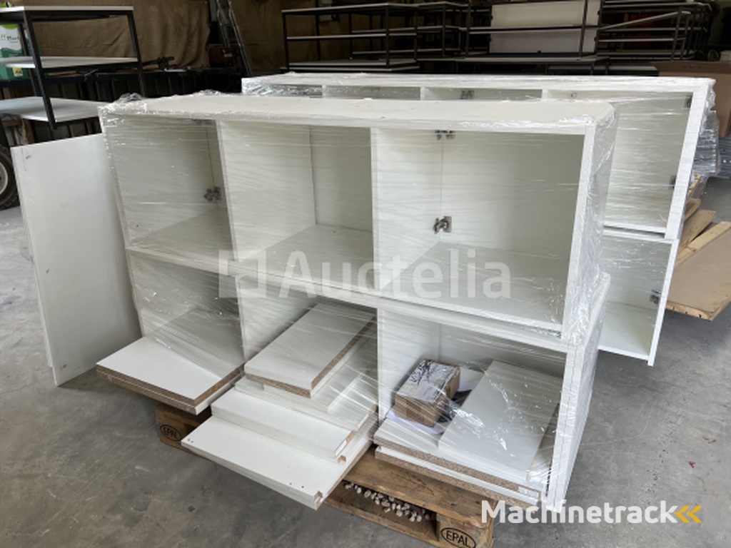 Set of 4 cube shelves