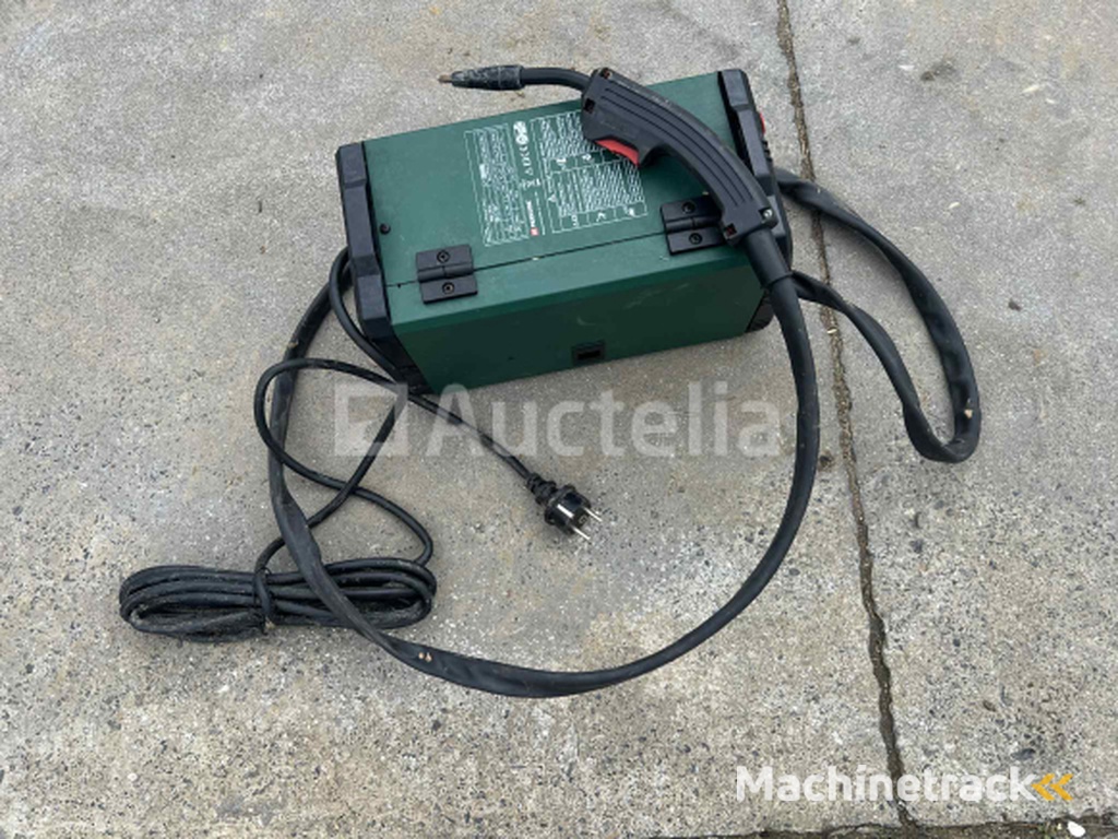 Welding machine