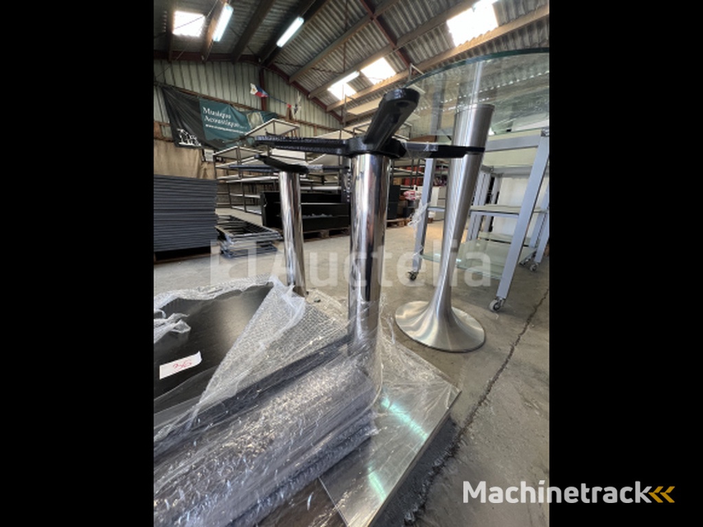 Set of 4 brasserie tables