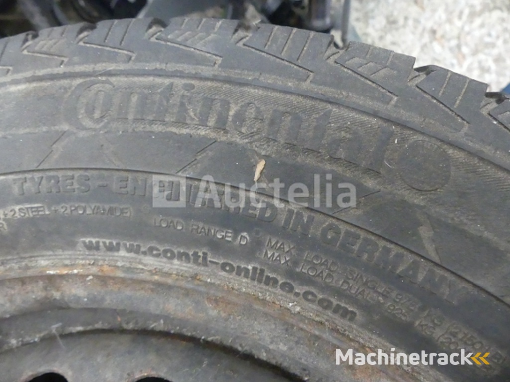 4 Tyres for VW Combi Continental 205/65R16C 107/105T (Winter)