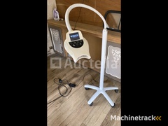 teeth-whitening-device