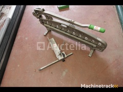 freund-artificial-slate-cutting