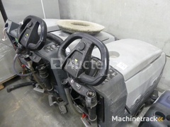 3-nilfisk-sc401-cleaning-machines