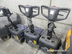 3-nilfisk-sc-351-cleaning-machines