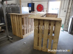 wooden-craft-counter-bar