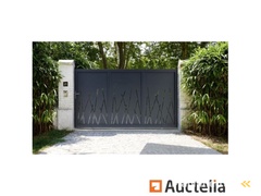 grey-sliding-gate-aluminium-caminia-180-x-300-store-value-2.799-€