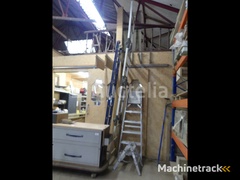 2-ladders-stepladder