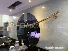 2-meat-displays-with-2-mirrors