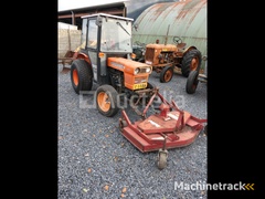tractor-for-this-garden-rotary-mower-kubota-245dt-vin245dt72778