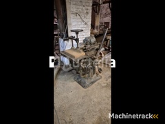 ch-debelder-lontboormachine-–-oude,-gemotoriseerde,-robuuste-machine