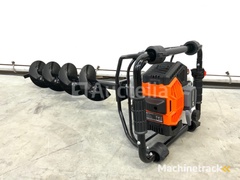 grondboor-daewoo-daeaxb520