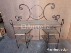 metalen-en-houten-sokkeltafel