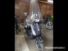 scooter-piaggio-vespa-s50-4v-2014-12.319-kmvinzapc3860000009394