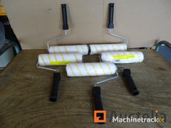 5-wand--en-plafondverfrollers-met-handvat