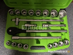heavy-socket-set-with-ratchet-19-50-mm