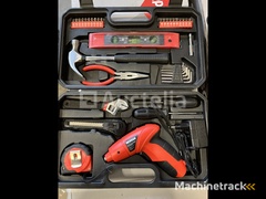 tool-set-in-case