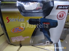 18v-cordless-screwdriver-in-its-box-boxer-sr-019