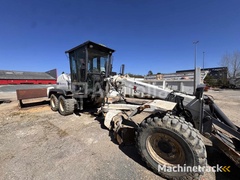 vrachtwagens-new-holland-f106.6a