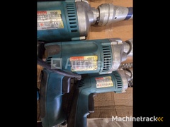 guardian-screws-on-belt-makita-screwdrivers