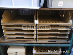 10-stapelbare-broodbakjes-70x50-cm